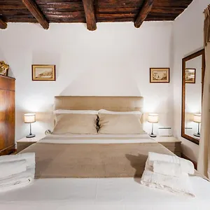  Apartment La Storia Italy